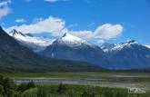 O visual magnífico das montanhas andinas na patagônia chilena, na Carretera Austral, trecho ao sul de Cochrane